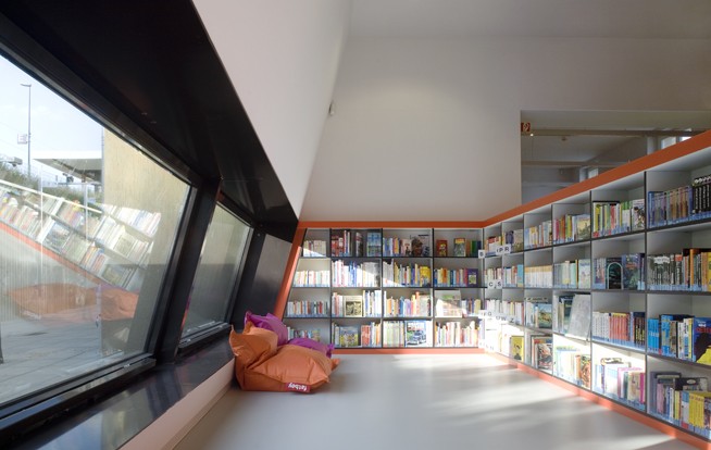 Kinderbibliothek innen nach der Fertigstellung (Foto: Andreas Meichsner)